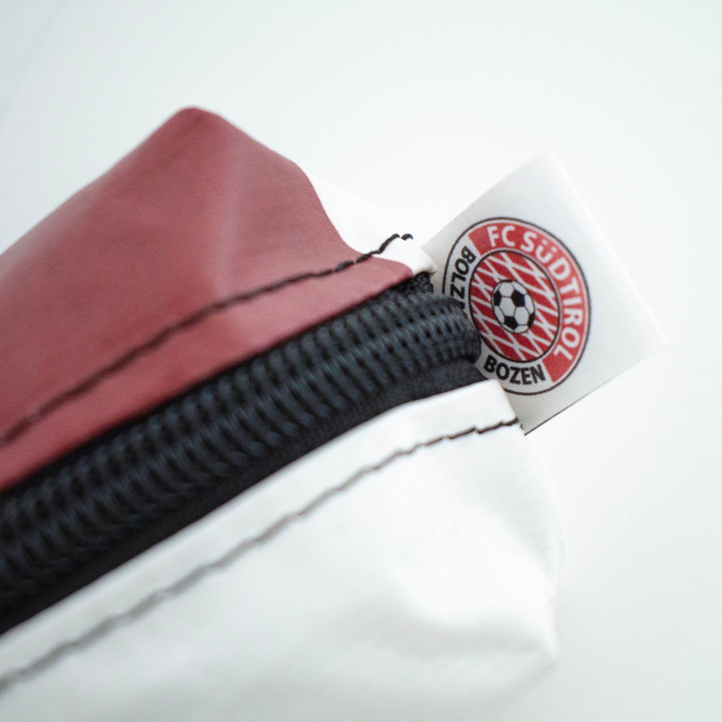 FCS Astuccio Upcycled