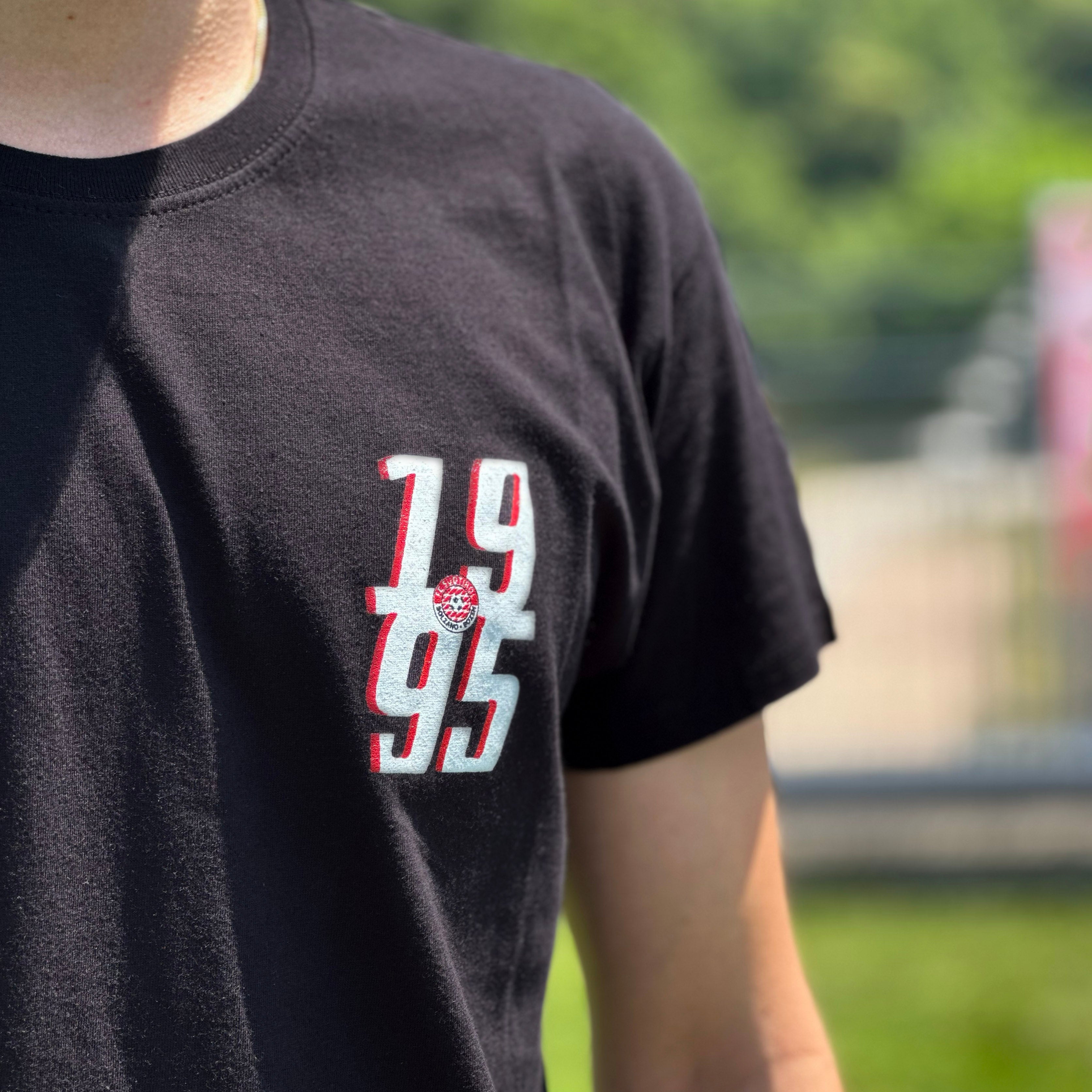 T-Shirt 1995 schwarz